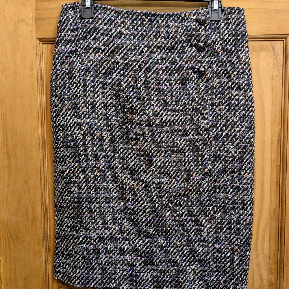 Talbots Size 6 Tweed Multi Color Confetti Straight Pencil Skirt Gun Metal Button - Picture 10 of 12